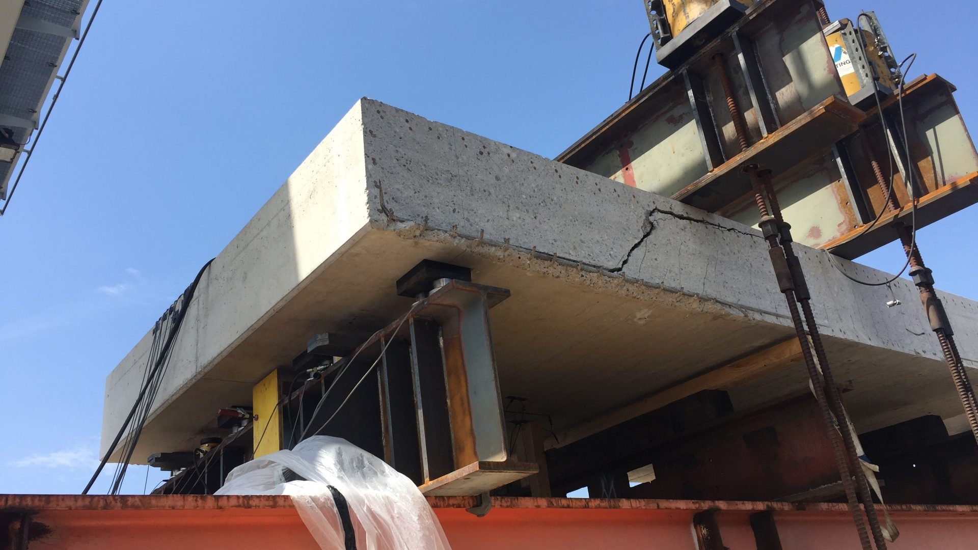 Querkrafttragfähigkeit von Plattenbrücken Vill Ziviltechniker